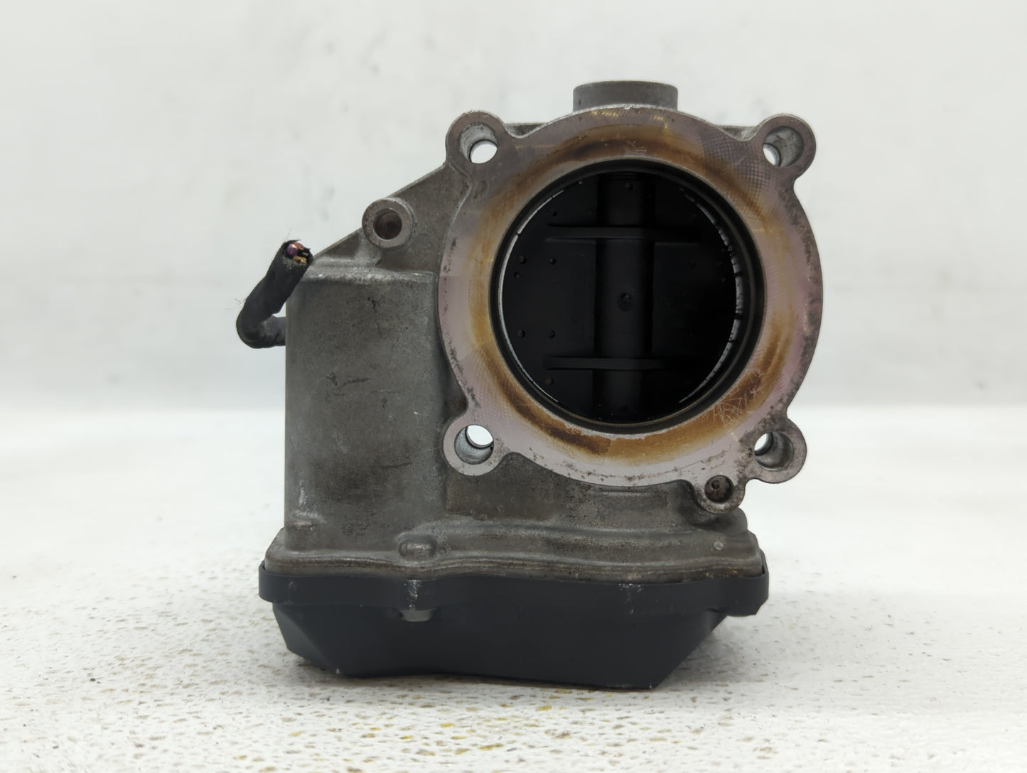 2009-2018 Volkswagen Tiguan Throttle Body P/N:06F 133 062 Q Fits OEM Used Auto Parts - Oemusedautoparts1.com