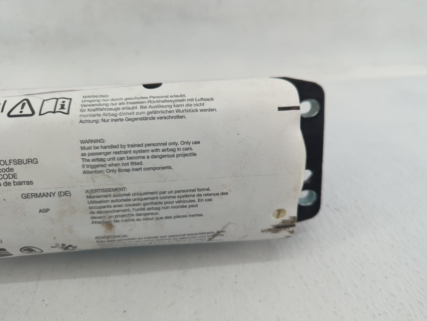 2009-2010 Volkswagen Tiguan Air Bag Passenger Right Dashboard Oem - Oemusedautoparts1.com
