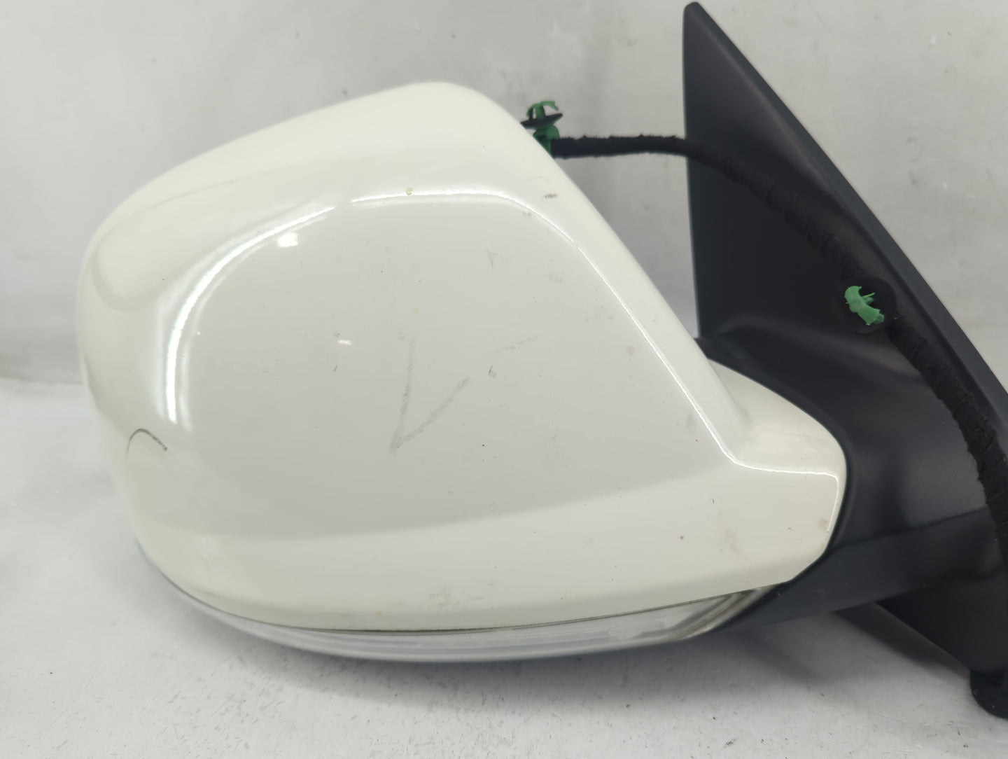 2009-2010 Volkswagen Touareg Passenger Side View Mirror - Right Door Mirror OEM Used - Oemusedautoparts1.com