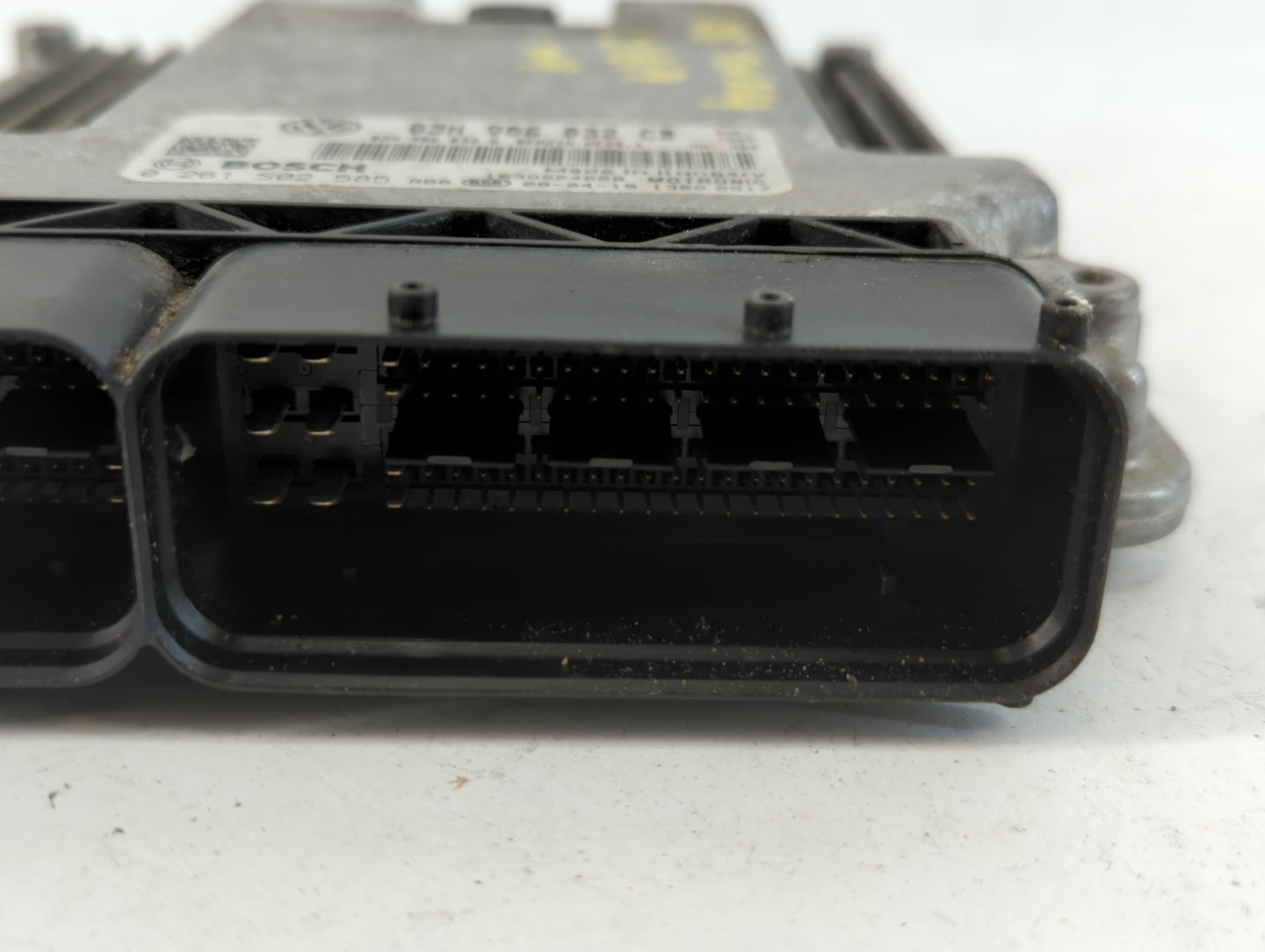 2009-2010 Volkswagen Touareg PCM Engine Control Computer ECU ECM PCU OEM P/N:03H 906 032 CB Fits Fits 2009 2010 OEM Used Aut