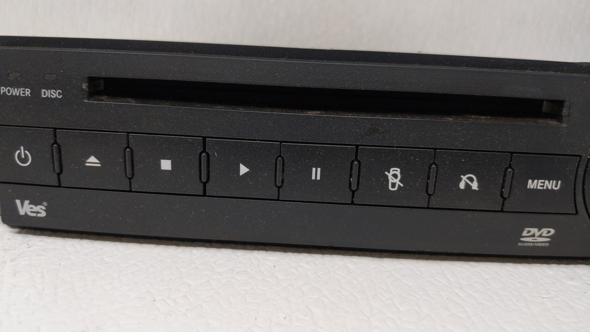 2009-2014 Volkswagen Routan Am Fm Cd Player Radio Receiver 108185 - Oemusedautoparts1.com