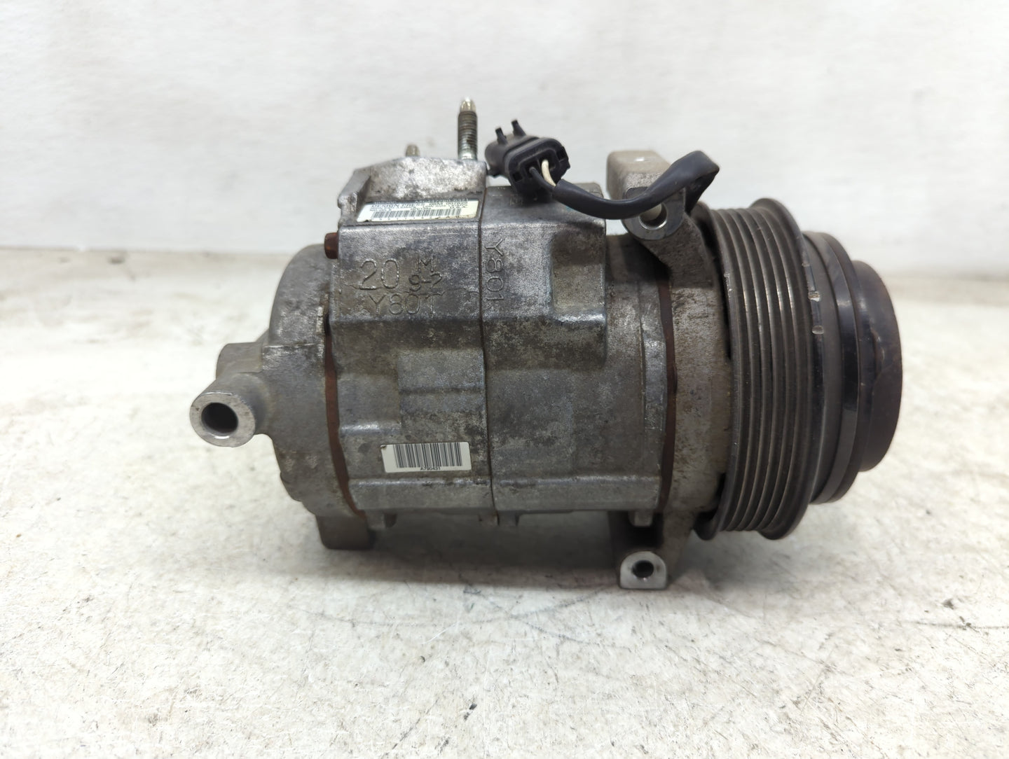 Volkswagon Routan Air Conditioning A/c Ac Compressor Oem - Oemusedautoparts1.com