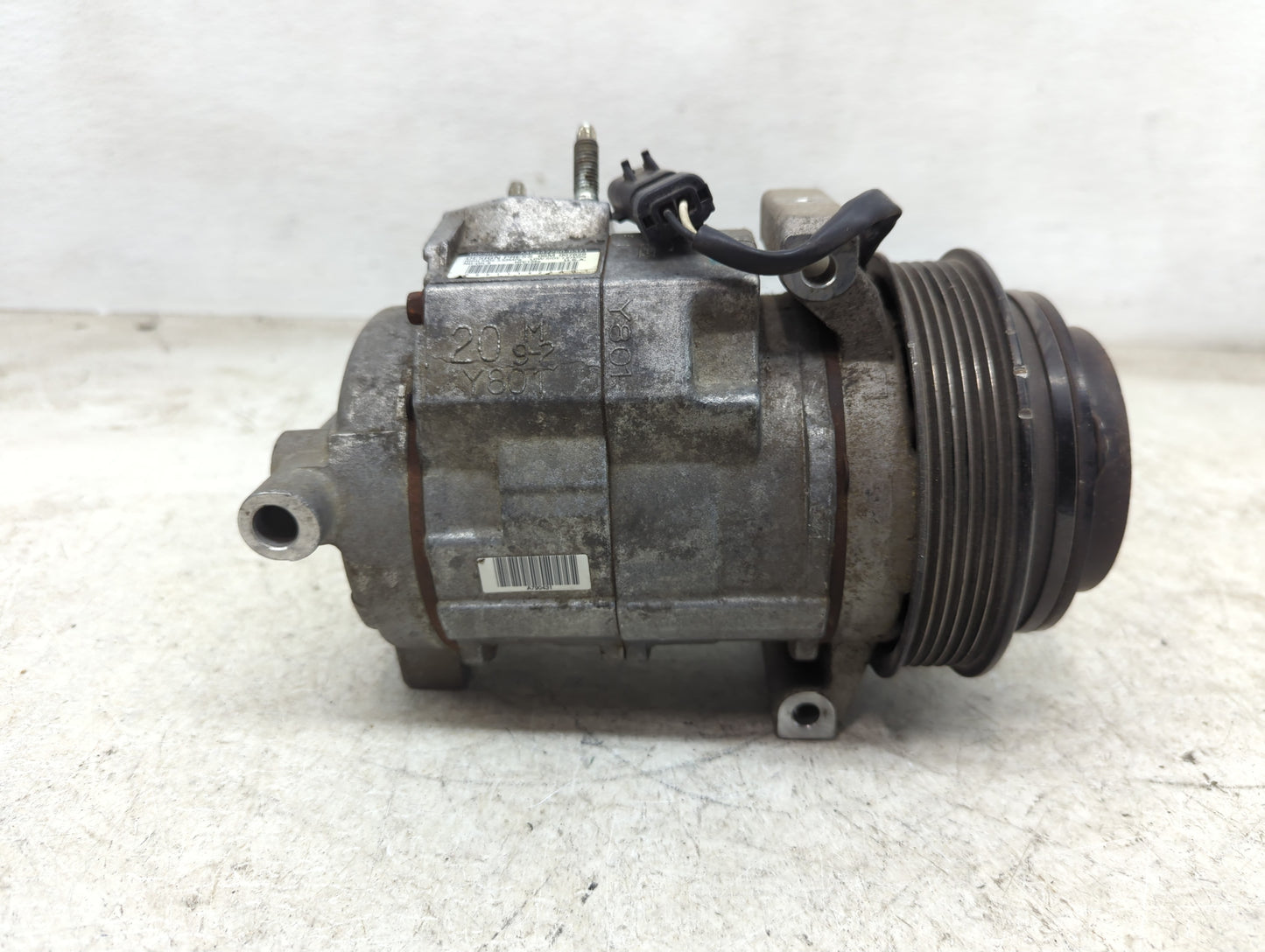 Volkswagon Routan Air Conditioning A/c Ac Compressor Oem - Oemusedautoparts1.com