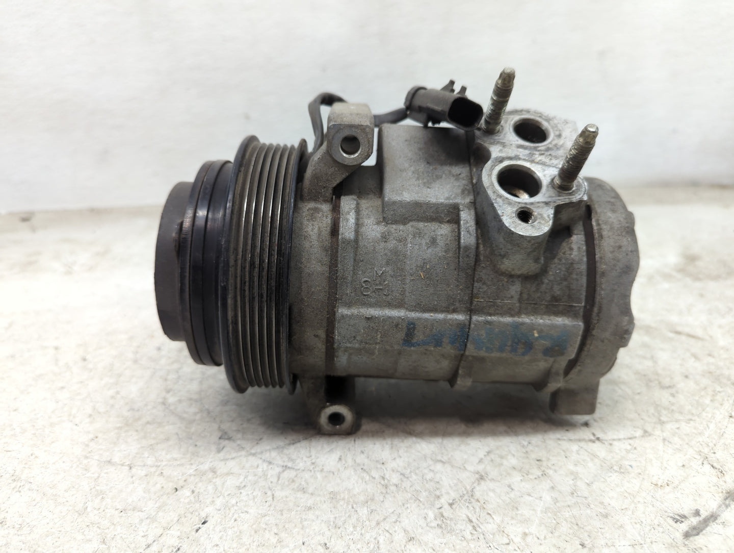 Volkswagon Routan Air Conditioning A/c Ac Compressor Oem - Oemusedautoparts1.com
