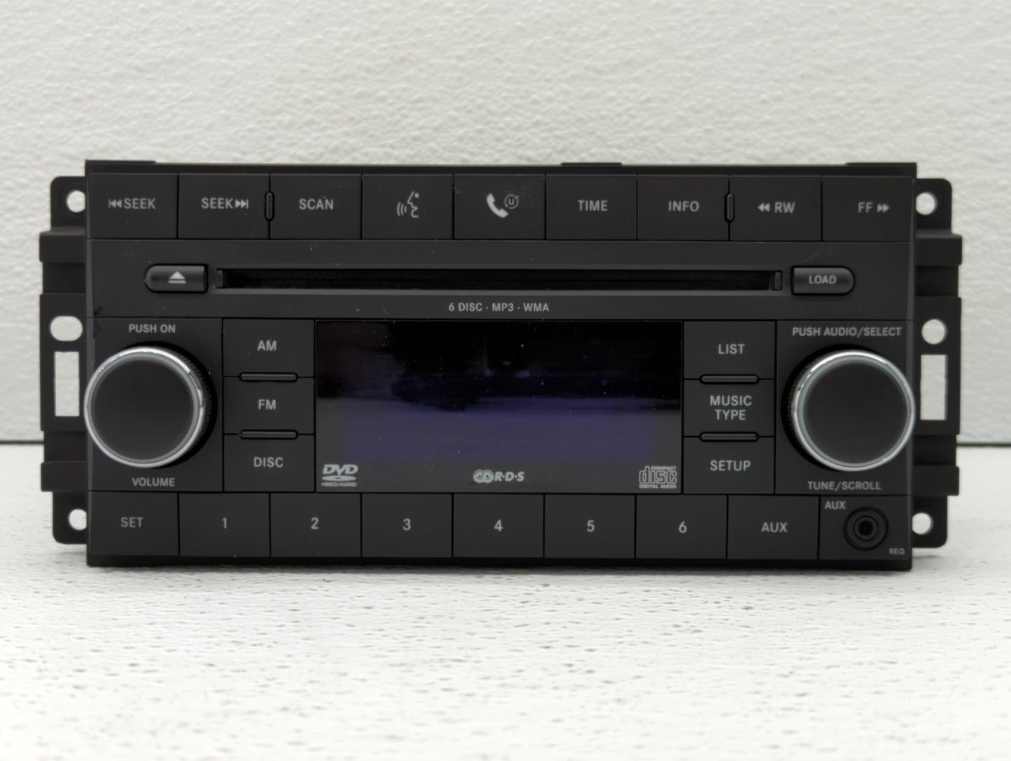 2009-2011 Volkswagen Routan Am Fm Cd Player Radio Receiver - Oemusedautoparts1.com