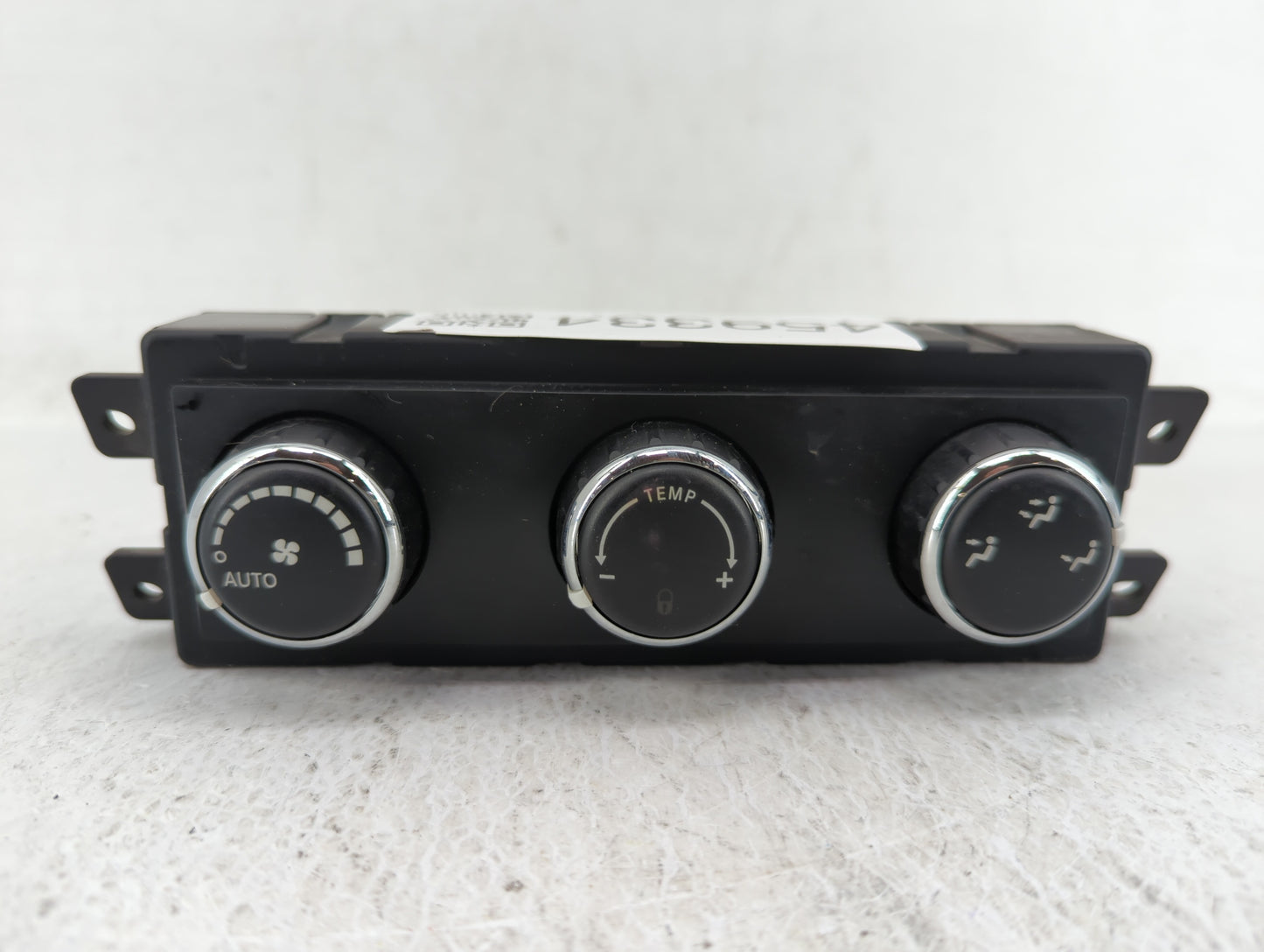 2009 Volkswagon Routan Climate Control Module Temperature AC/Heater Replacement P/N:55111897AB Fits Fits 2010 2011 OEM Used 