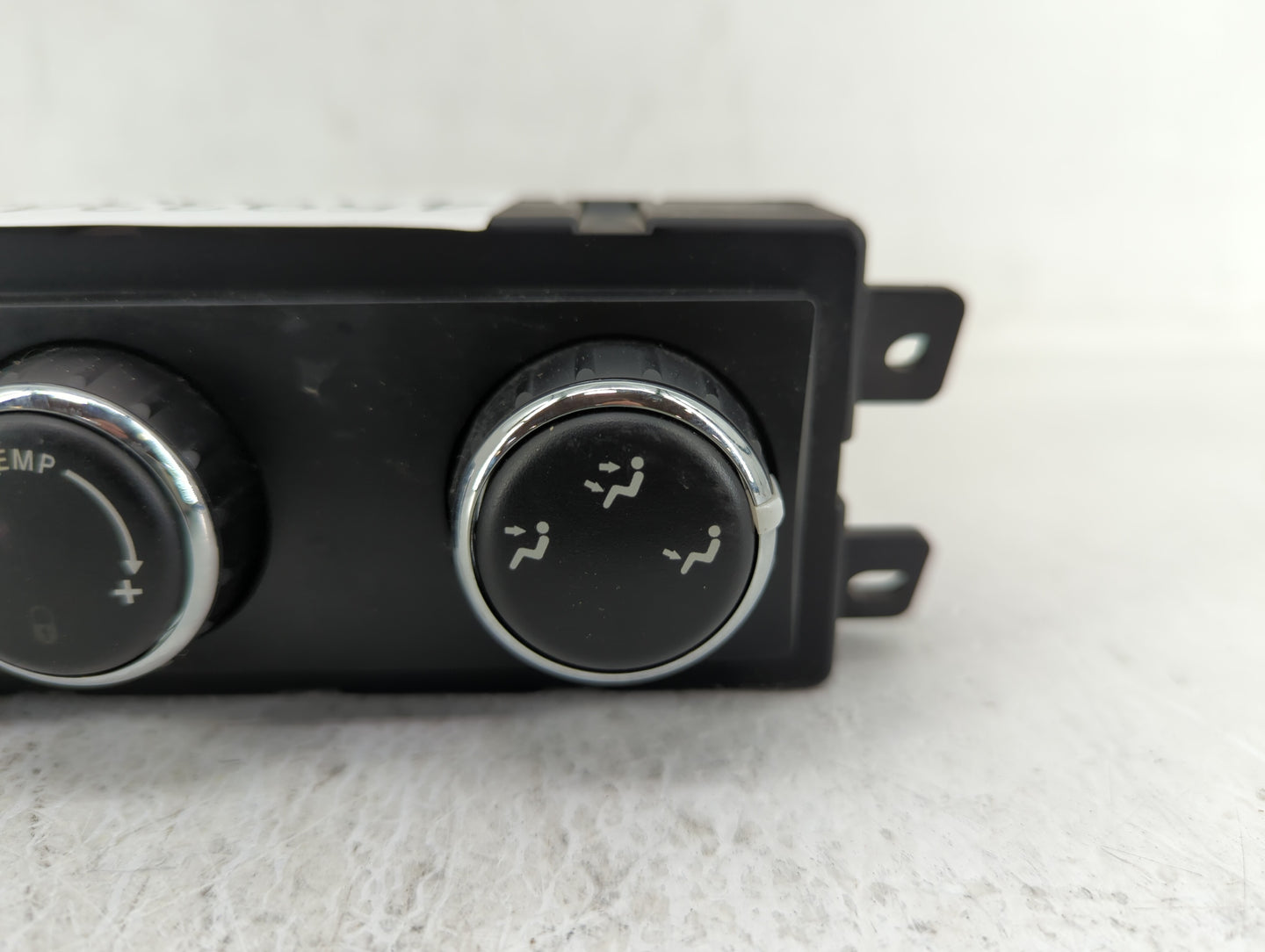 2009 Volkswagon Routan Climate Control Module Temperature AC/Heater Replacement P/N:55111897AB Fits Fits 2010 2011 OEM Used 