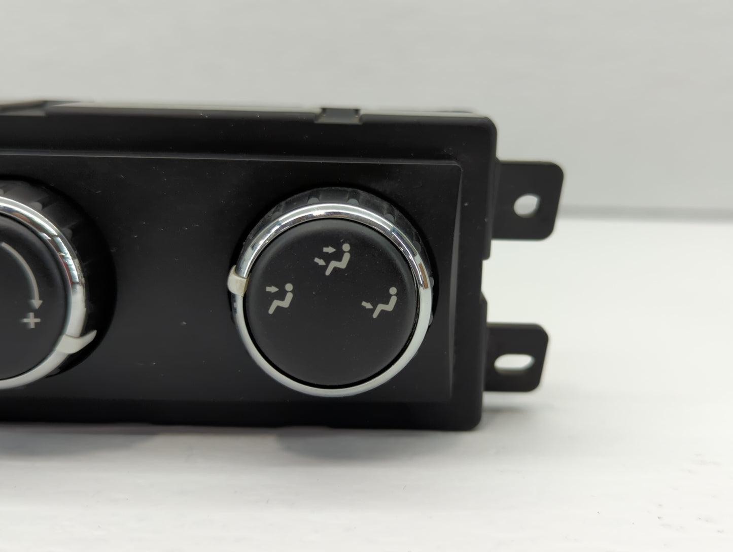 2009 Volkswagon Routan Climate Control Module Temperature AC/Heater Replacement P/N:55111896AC 55111896AB Fits OEM Used Auto