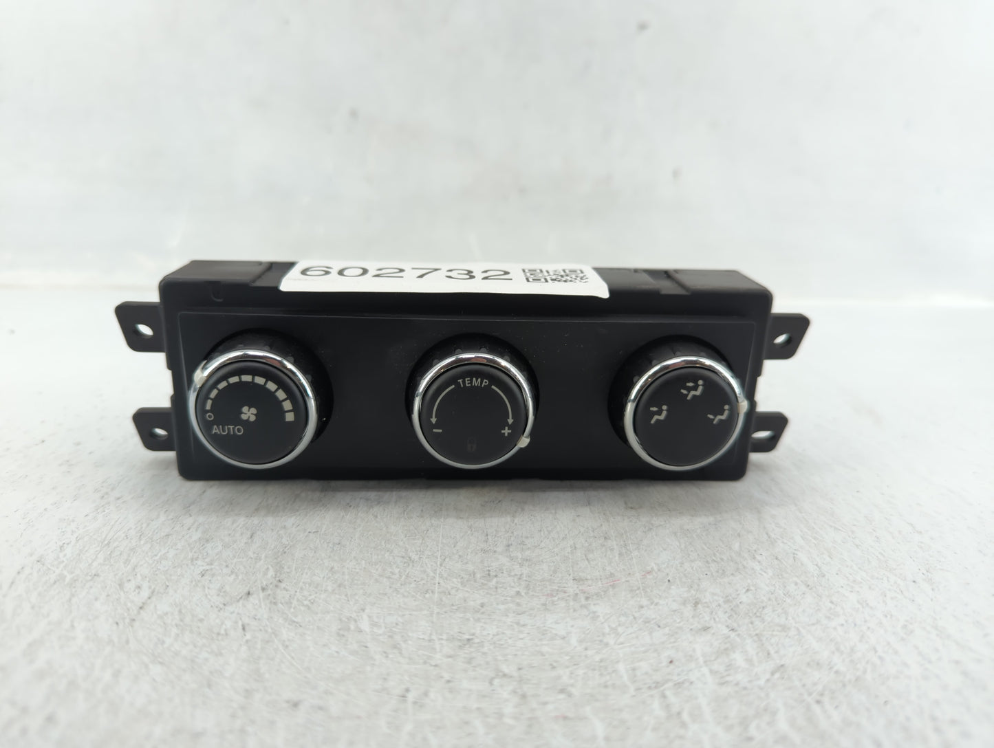 2009 Volkswagon Routan Climate Control Module Temperature AC/Heater Replacement P/N:55111897AB Fits Fits 2010 2011 OEM Used 