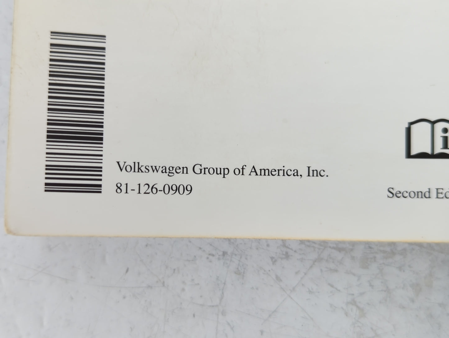 2009 Volkswagon Routan Owners Manual Book Guide P/N:81-126-0909 OEM Used Auto Parts - Oemusedautoparts1.com