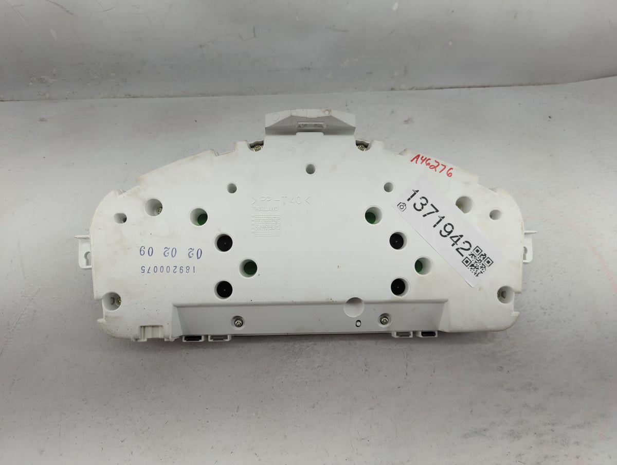 2008-2010 Volvo C30 Instrument Cluster Speedometer Gauges P/N:30695996 Miles: Fits Fits 2008 2009 2010 OEM Used Auto Parts -