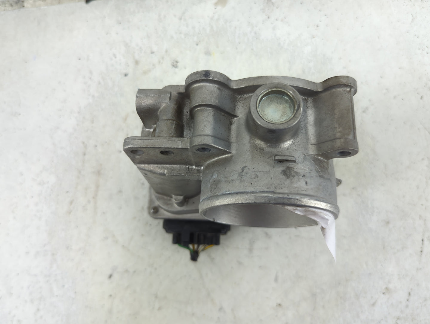 2004-2010 Volvo S40 Throttle Body P/N:31216327080410 4K10 0542 Fits Fits 2004 2005 2006 2007 2008 2009 2010 OEM Used Auto Pa