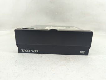 compare product 2009 Volvo S60 Information Radio Display Screen