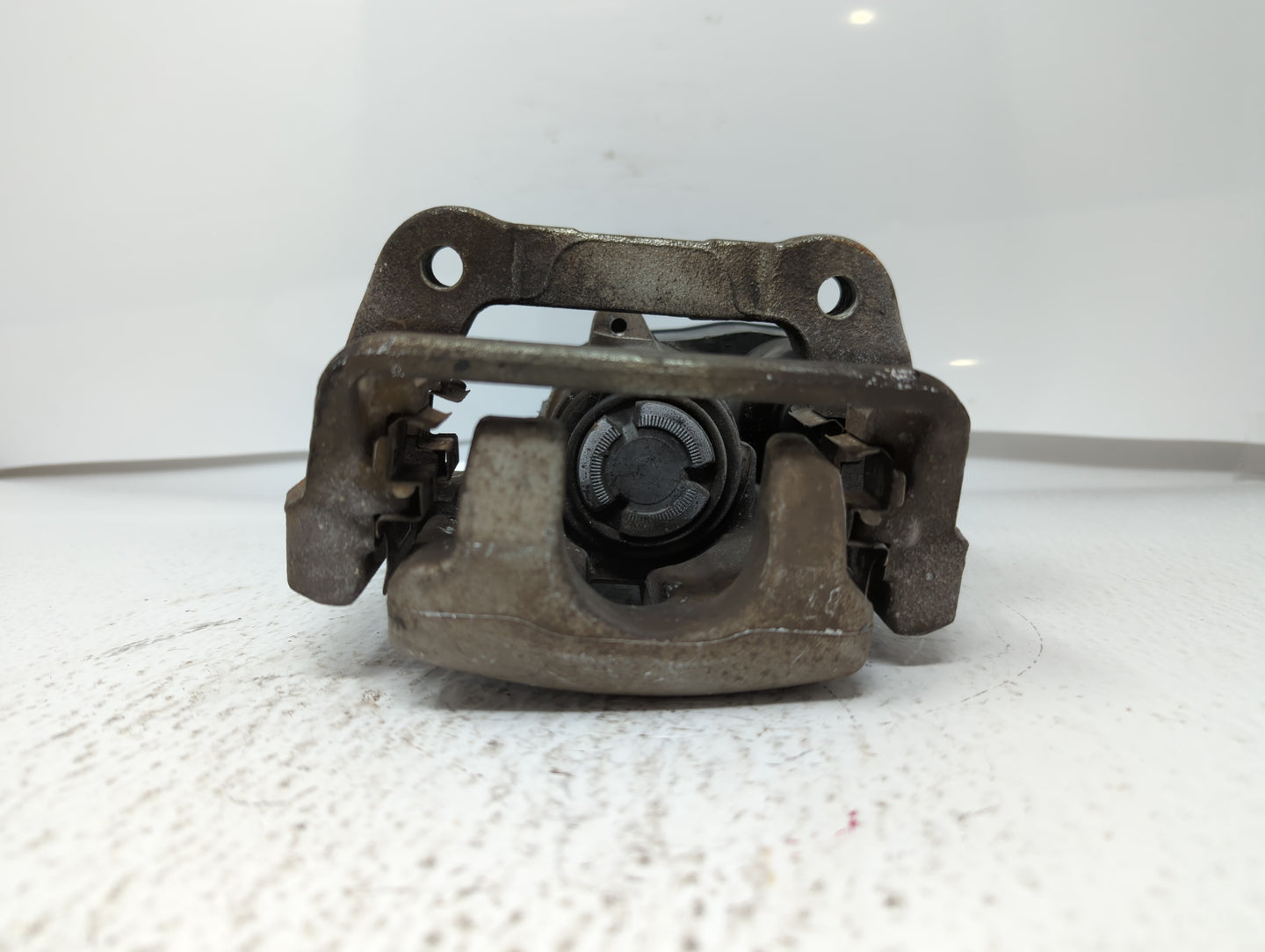 2009 Volvo S60 ABS Pump Control Module Replacement P/N:32355158 Fits OEM Used Auto Parts - Oemusedautoparts1.com