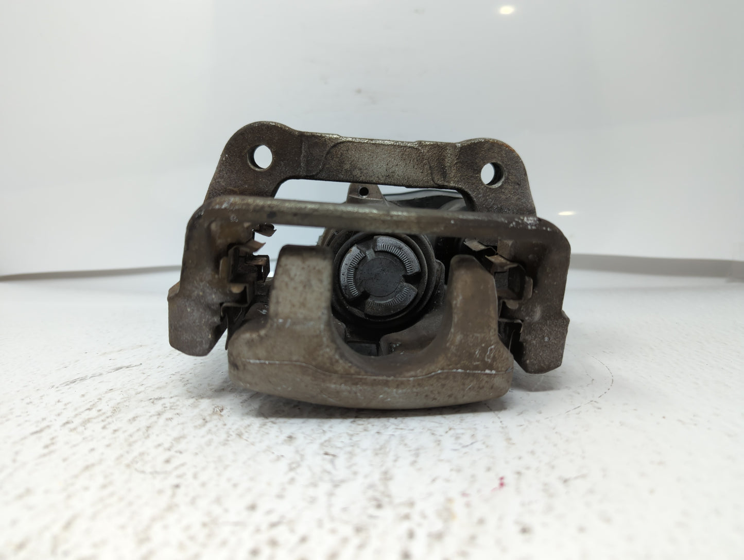 2009 Volvo S60 ABS Pump Control Module Replacement P/N:32355158 Fits OEM Used Auto Parts - Oemusedautoparts1.com