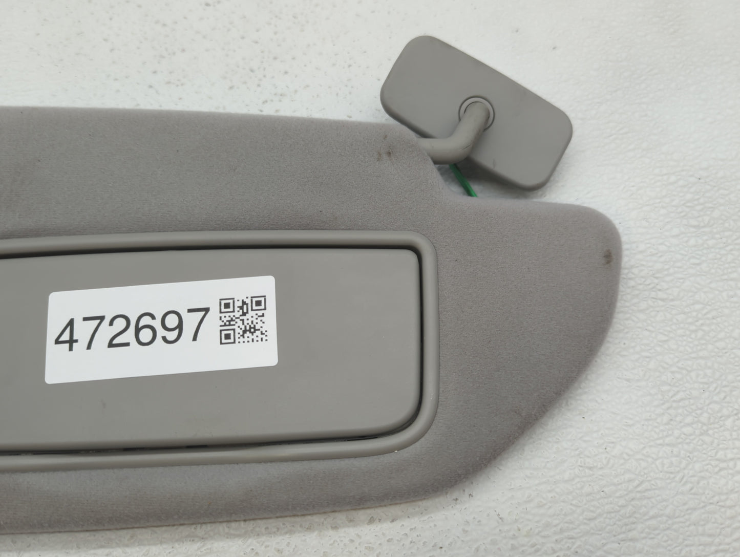 2005-2009 Volvo S60 Sun Visor Shade Replacement Passenger Right Mirror Fits Fits 2005 2006 2007 2008 2009 OEM Used Auto Part