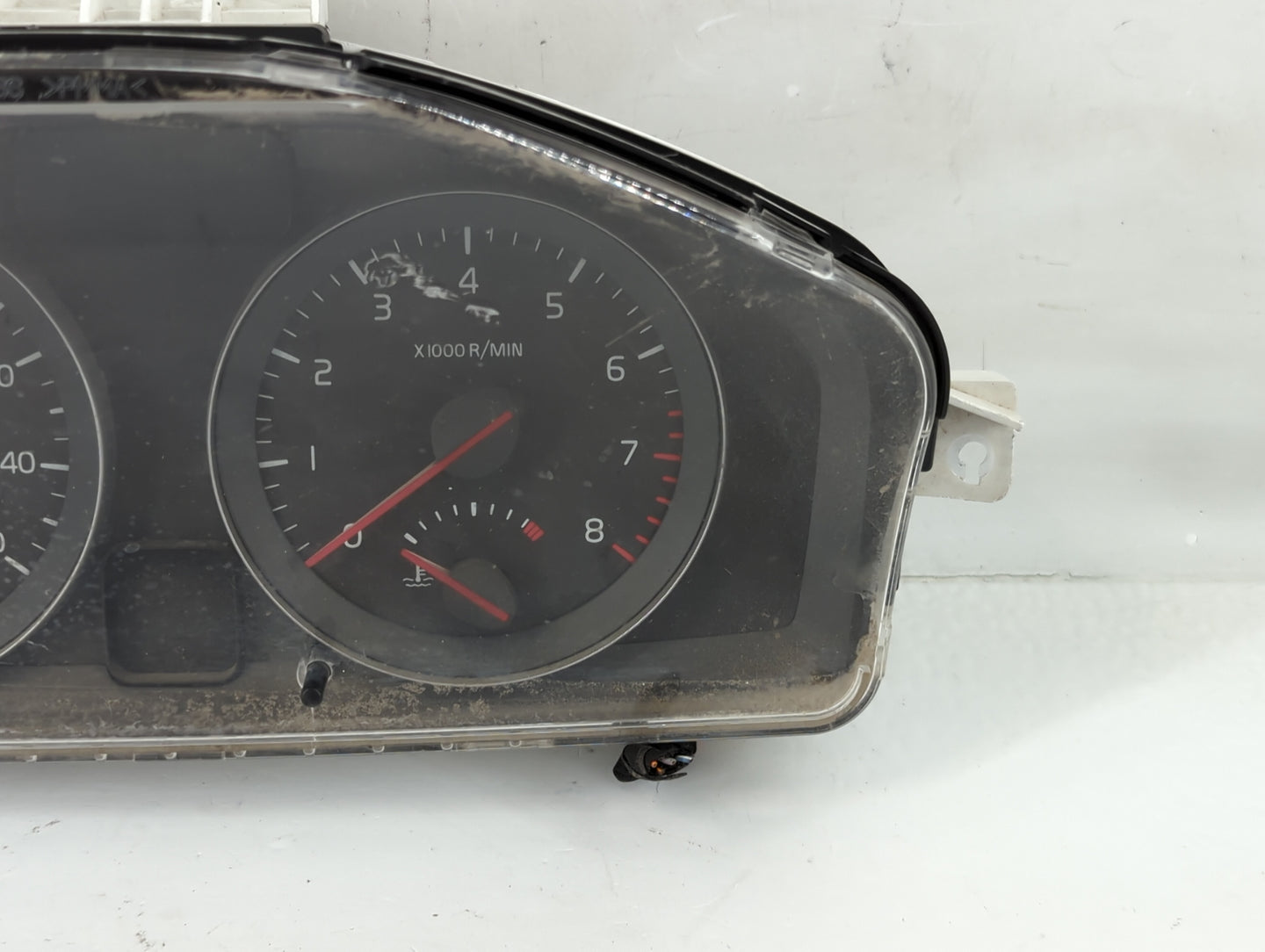 2009 Volvo V40 Instrument Cluster Speedometer Gauges P/N:31254777 Fits Fits 2008 2010 OEM Used Auto Parts - Oemusedautoparts