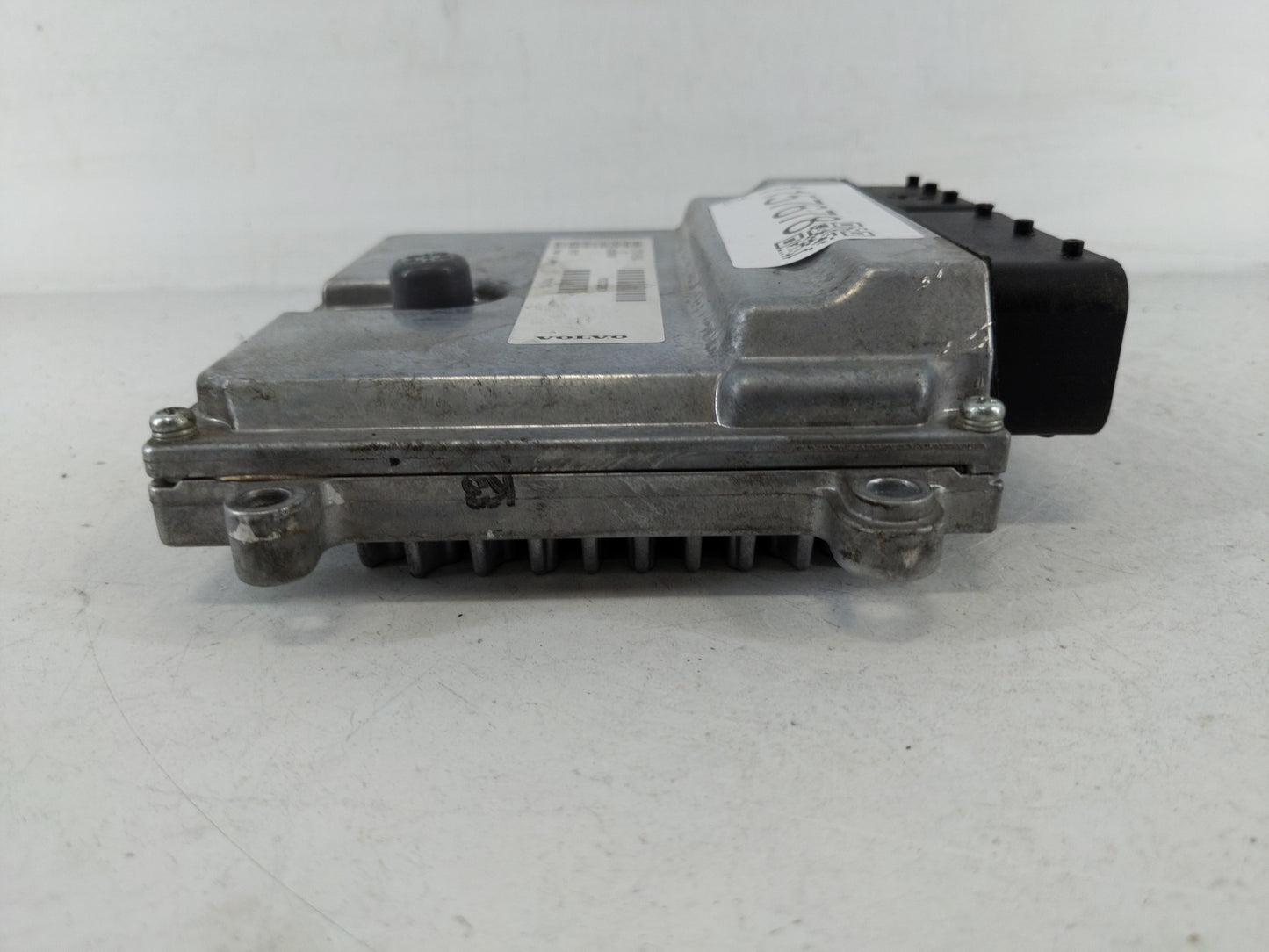 2009 Volvo V40 PCM Engine Control Computer ECU ECM PCU OEM P/N:279700-9300 Fits Fits 2007 2008 2010 OEM Used Auto Parts - Oe