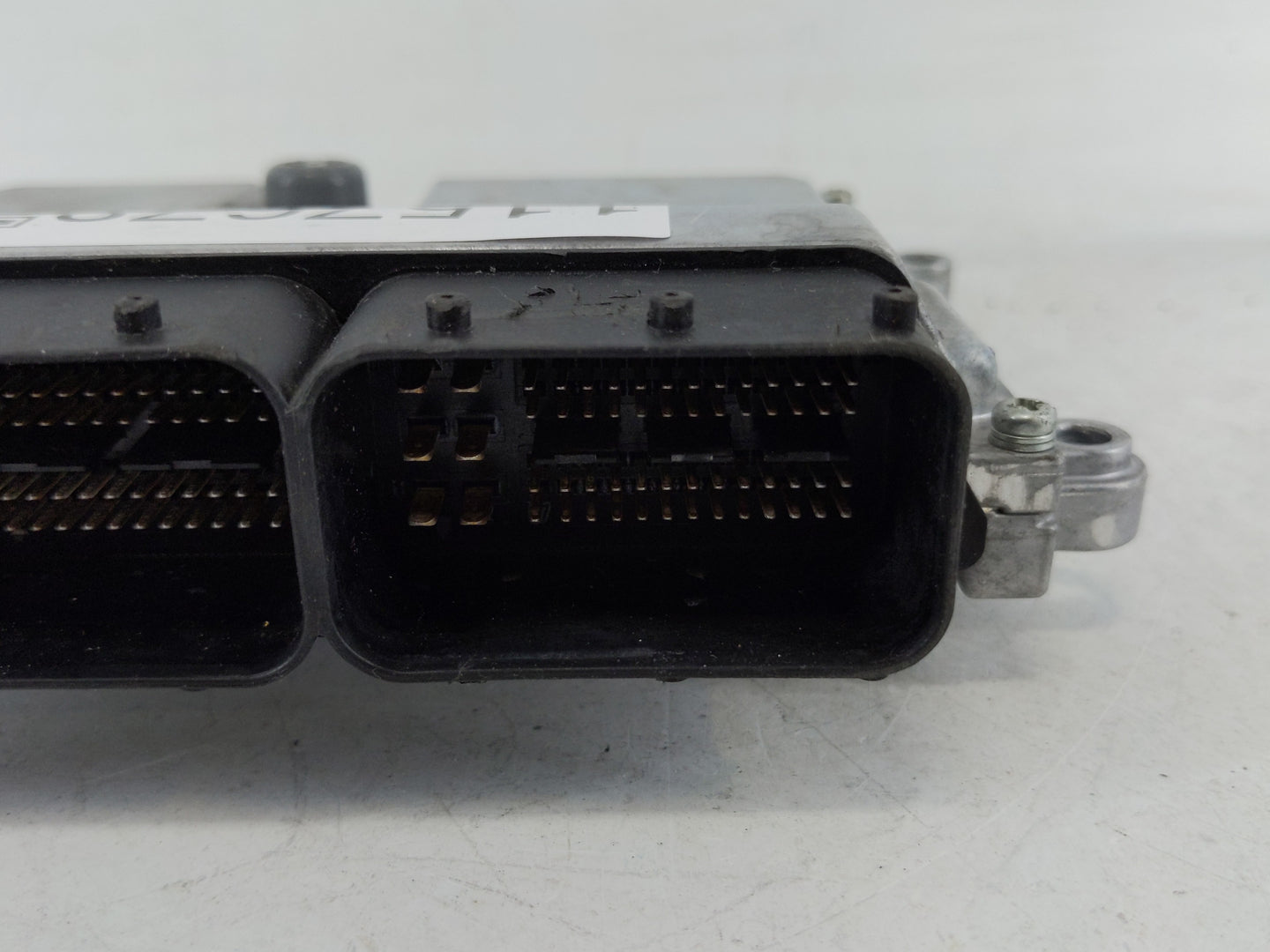 2009 Volvo V40 PCM Engine Control Computer ECU ECM PCU OEM P/N:279700-9300 Fits Fits 2007 2008 2010 OEM Used Auto Parts - Oe