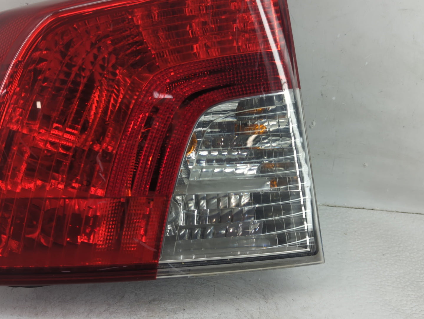 2009 Volvo V40 Tail Light Assembly Passenger Right OEM P/N:P1007 S40 SX EU Fits Fits 2008 2010 2011 OEM Used Auto Parts - Oe
