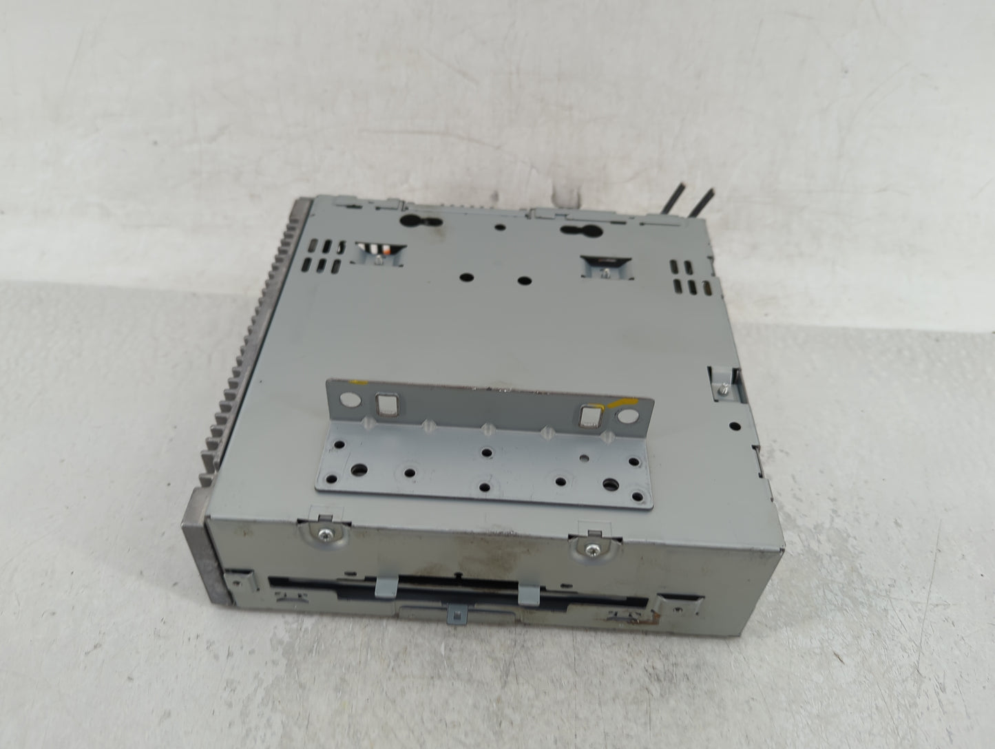 2009 Volvo V40 Radio AM FM Cd Player Receiver Replacement P/N:31266762 Fits Fits 2007 2008 2010 2011 2012 2013 OEM Used Auto