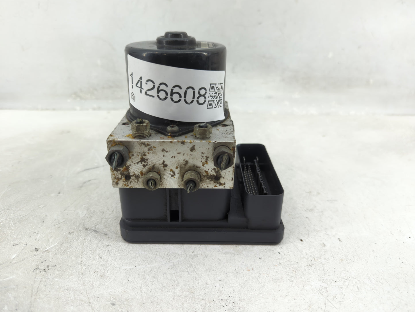 2009 Volvo V40 ABS Pump Control Module Replacement P/N:30794730AA Fits Fits 2007 2008 2010 2011 2012 2013 OEM Used Auto Part