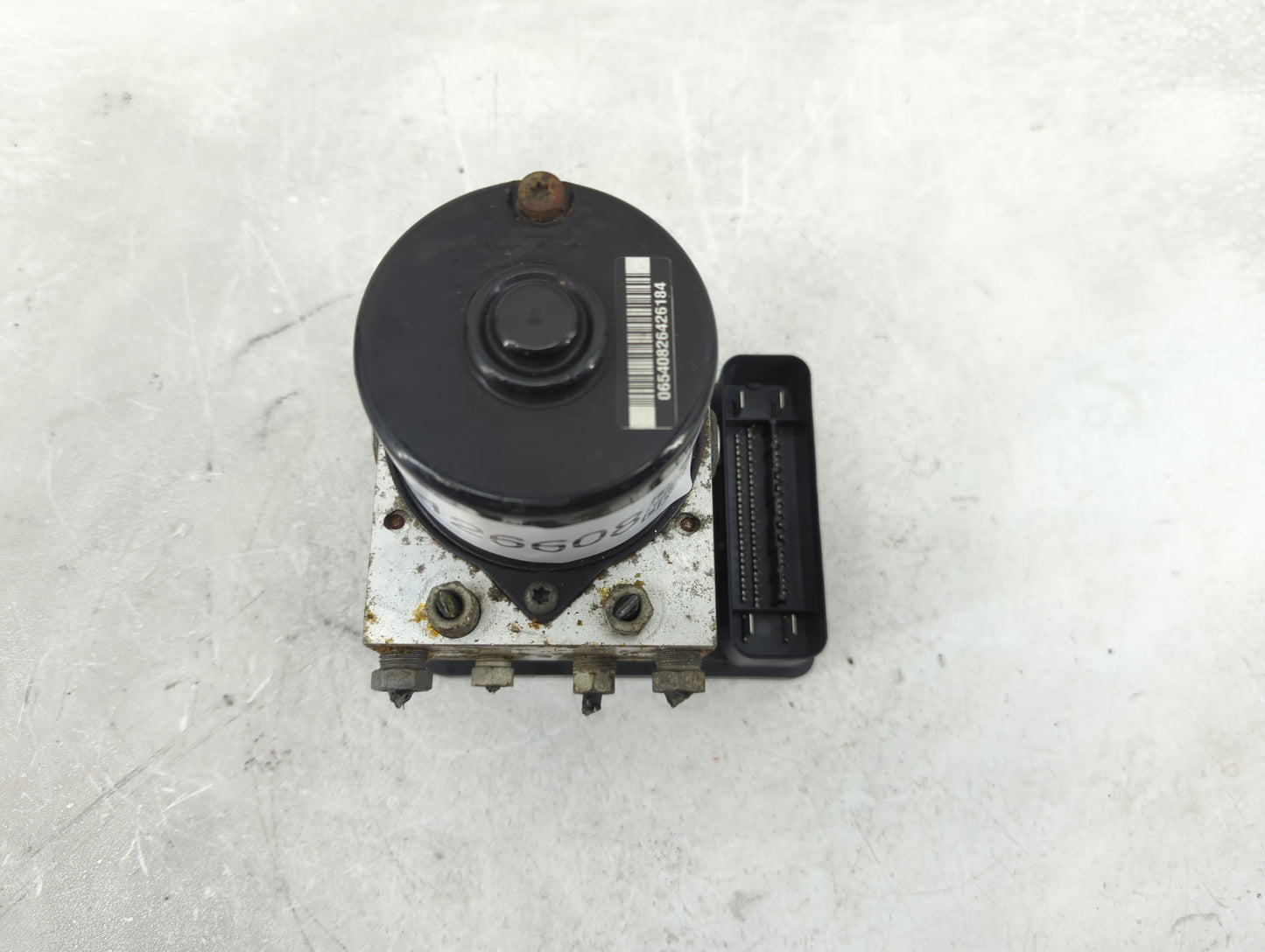 2009 Volvo V40 ABS Pump Control Module Replacement P/N:30794730AA Fits Fits 2007 2008 2010 2011 2012 2013 OEM Used Auto Part