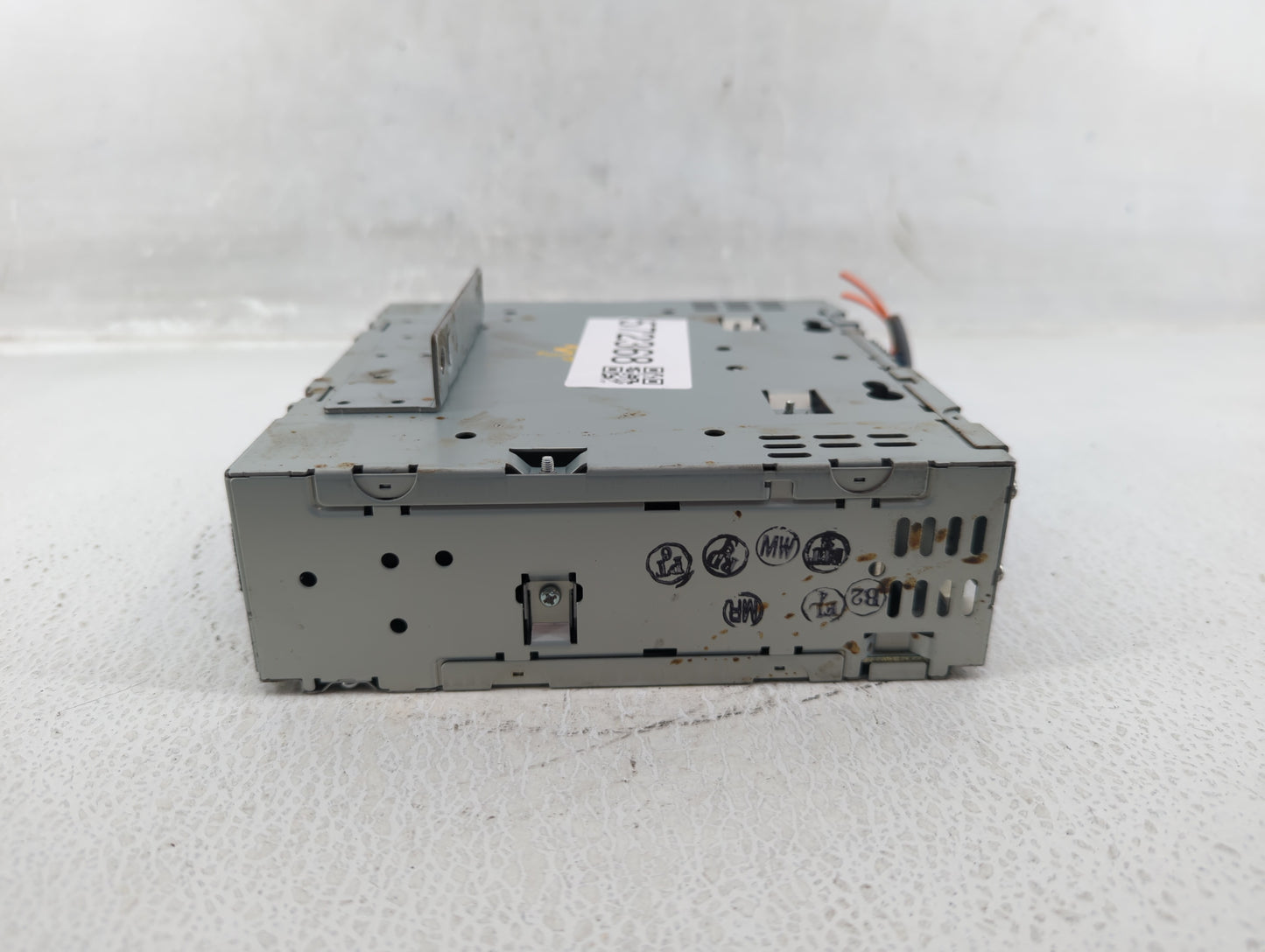 Volvo V40 Am Fm Cd Player Radio Receiver - Oemusedautoparts1.com