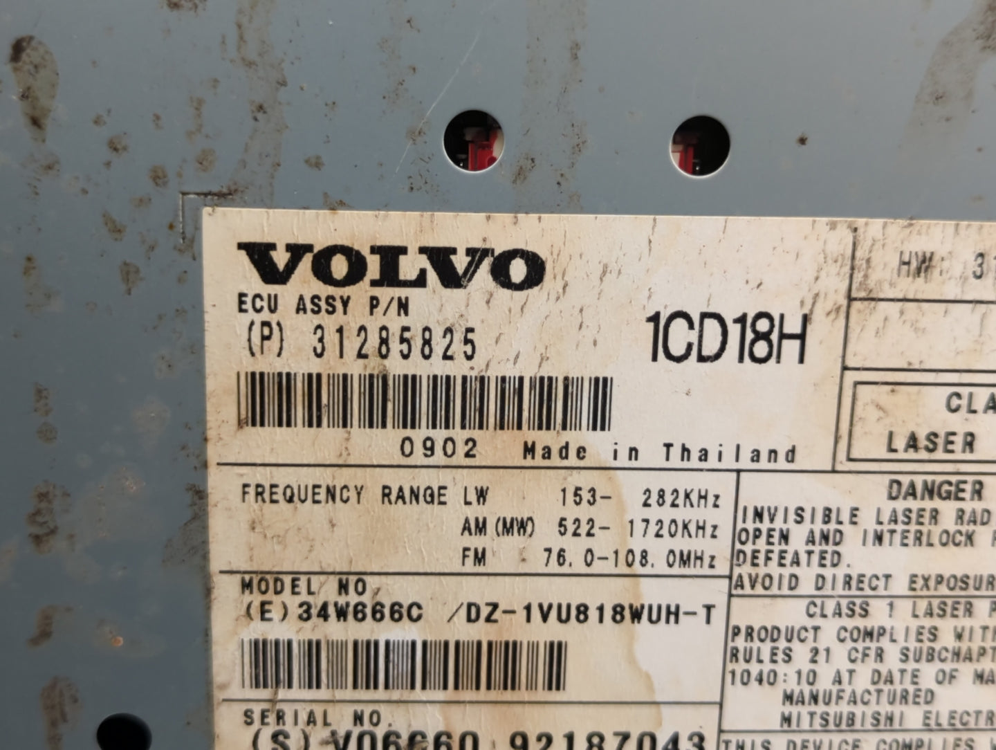 Volvo V40 Am Fm Cd Player Radio Receiver - Oemusedautoparts1.com