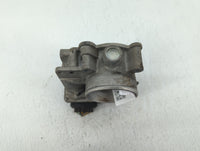 2005-2010 Volvo V50 Throttle Body P/N:11K18 0542 Fits Fits 2004 2005 2006 2007 2008 2009 2010 OEM Used Auto Parts - Oemuseda