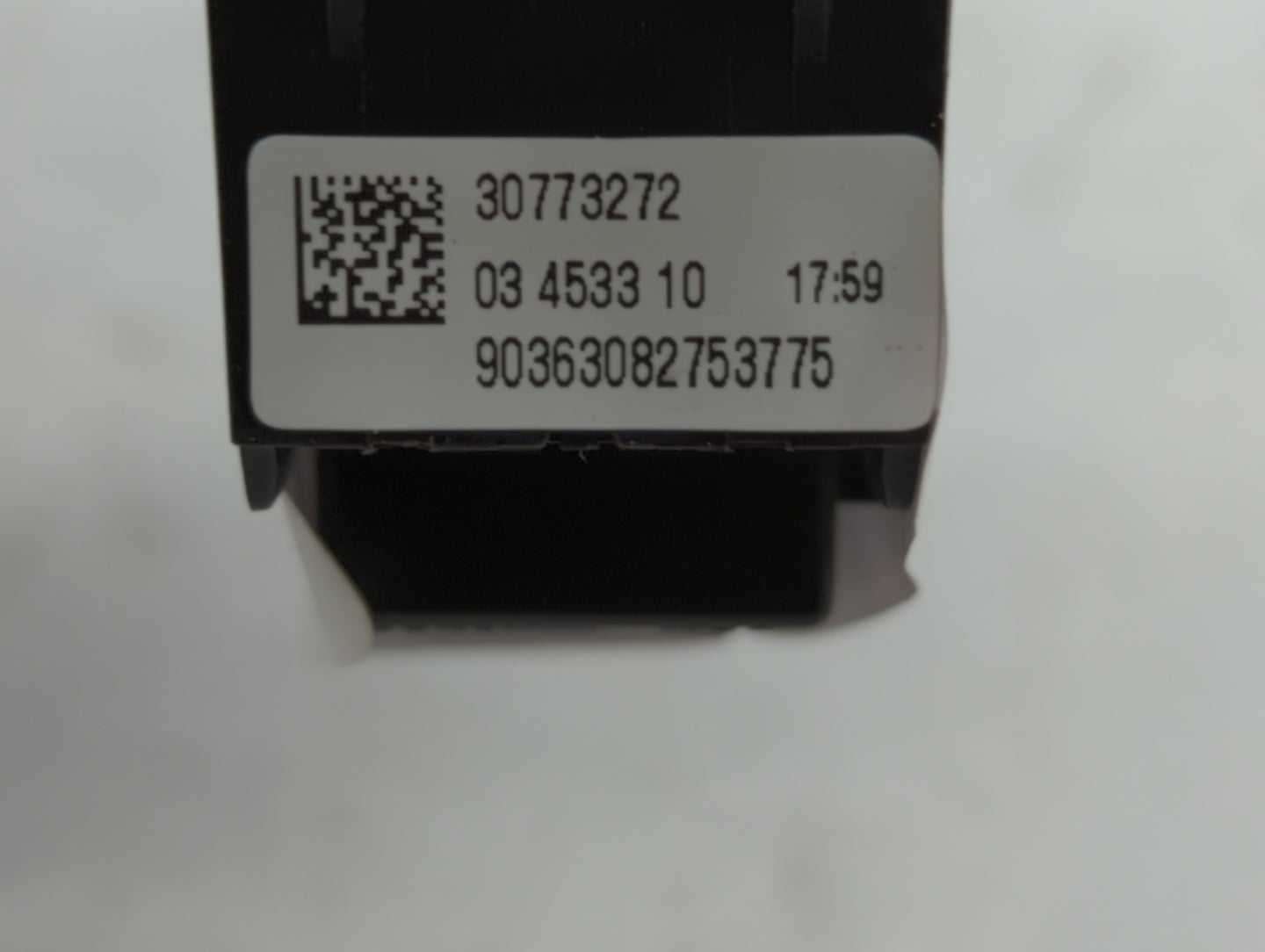 2009 Volvo V70 Master Power Window Switch Replacement Driver Side Left P/N:30773272 Fits OEM Used Auto Parts - Oemusedautopa