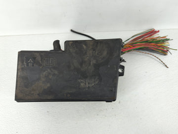 2009-2010 Volvo V70 Fusebox Fuse Box Panel Relay Module P/N:518818000 8688040 Fits Fits 2008 2009 2010 OEM Used Auto Parts -