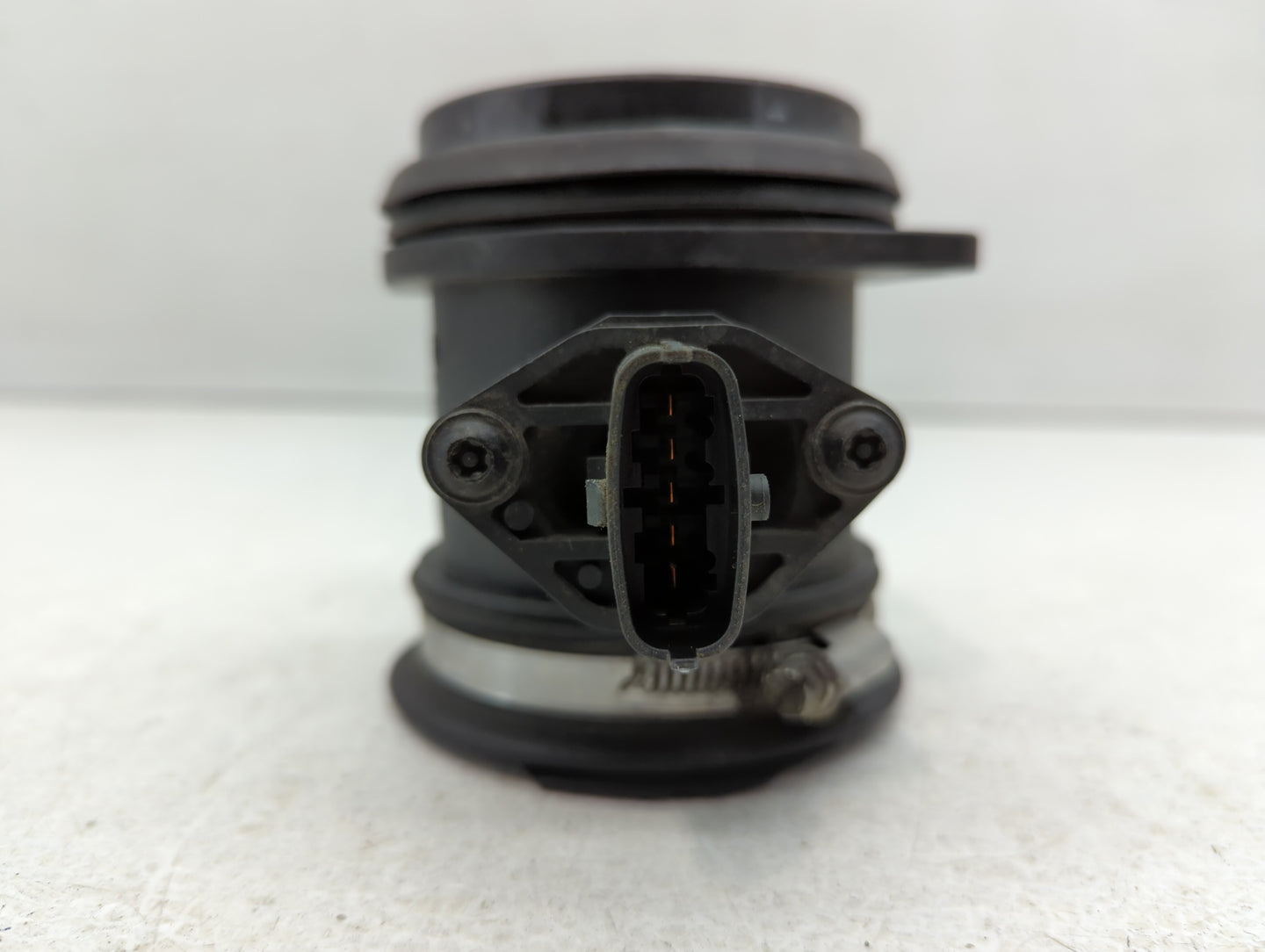 Volvo V70 Mass Air Flow Meter Maf - Oemusedautoparts1.com