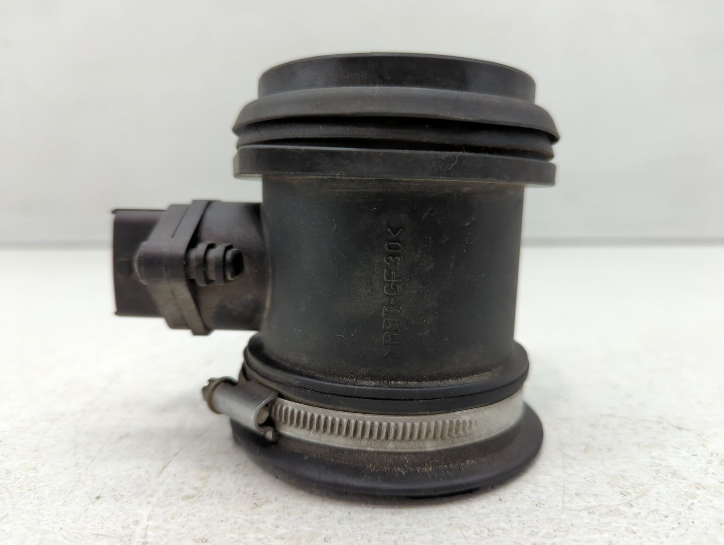 Volvo V70 Mass Air Flow Meter Maf - Oemusedautoparts1.com