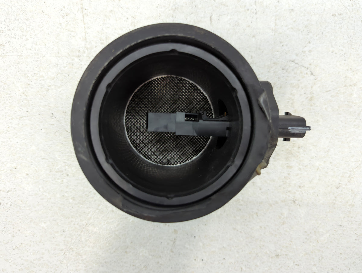 Volvo V70 Mass Air Flow Meter Maf Sensor 557113 - Oemusedautoparts1.com