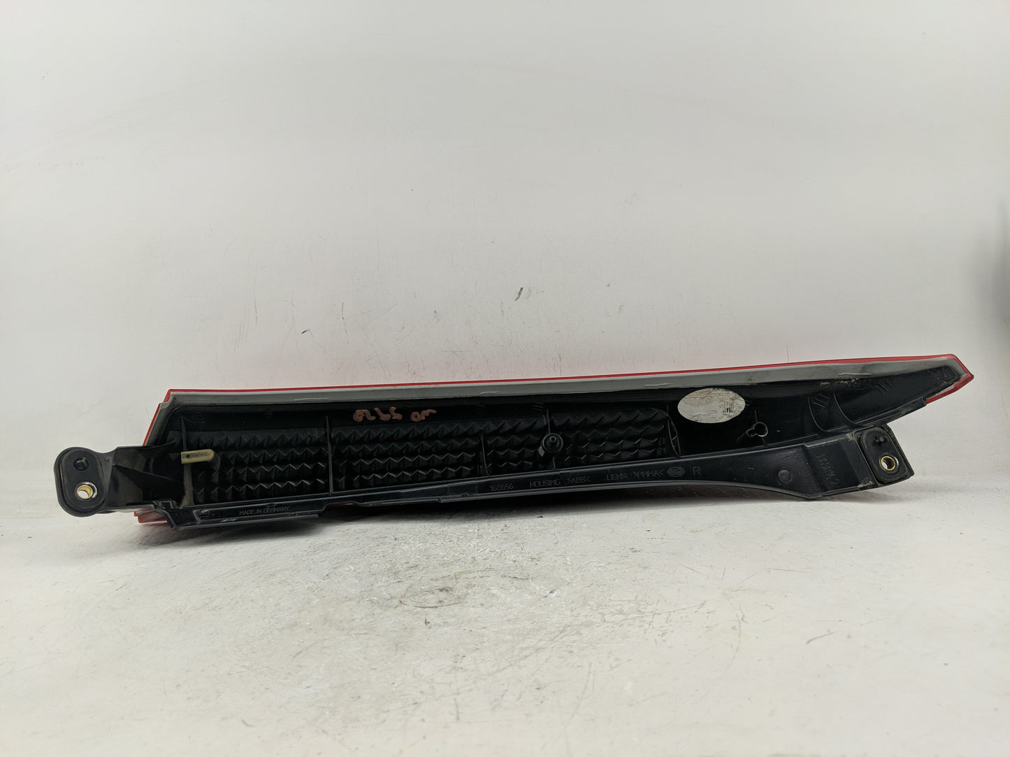 2007-2014 Volvo Xc90 Tail Light Assembly Passenger Right OEM P/N:162656 Fits Fits 2007 2008 2009 2010 2011 2012 2013 2014 OE