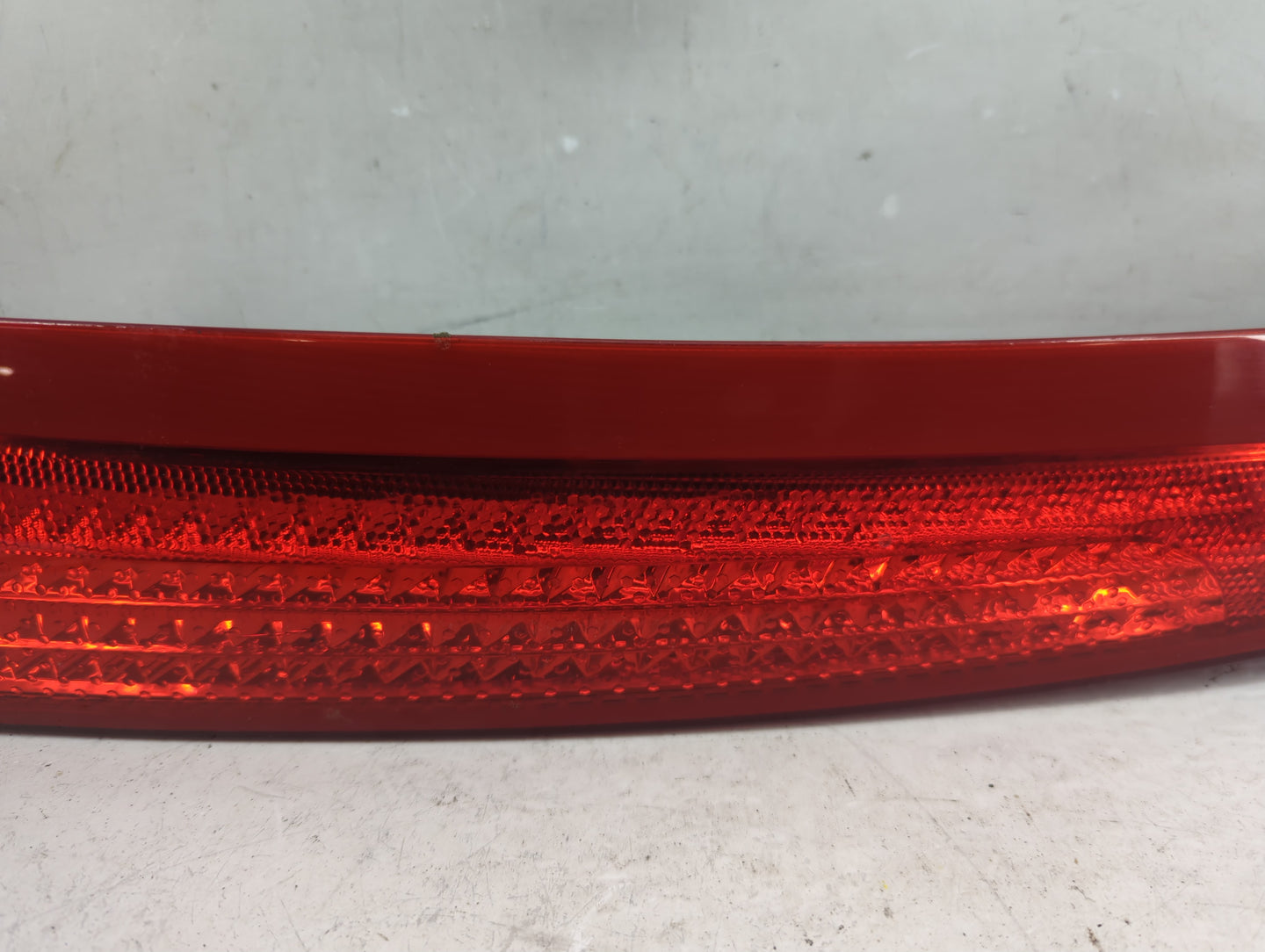 2007-2014 Volvo Xc90 Tail Light Assembly Driver Left OEM P/N:162655 Fits Fits 2007 2008 2009 2010 2011 2012 2013 2014 OEM Us