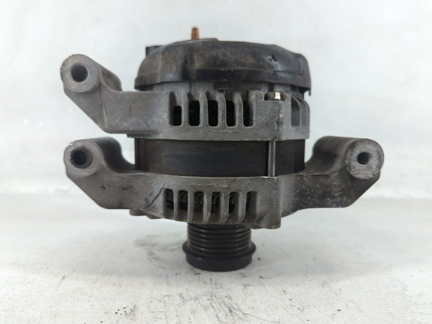 201 Dodge Ram 1500 Alternator Replacement Generator Charging Assembly Engine OEM P/N:TN21000-0752 P04801779AI Fits OEM Used 