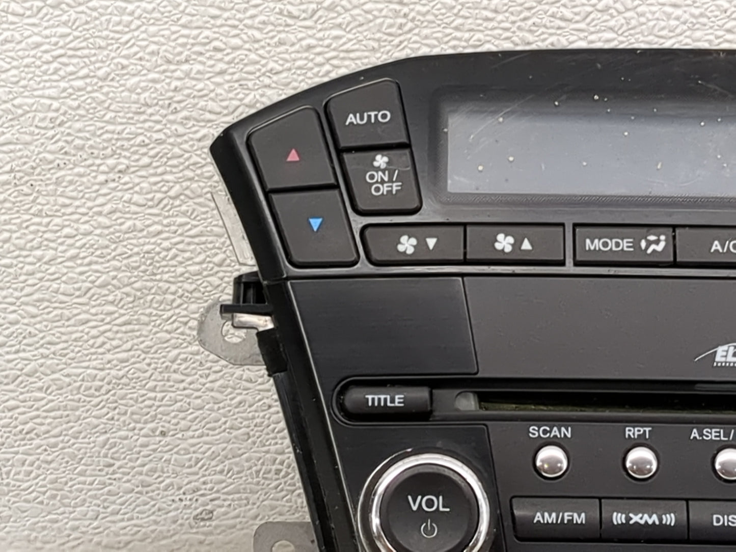2010 Mdx Radio AM FM Cd Player Receiver Replacement Fits Fits 2011 2012 2013 OEM Used Auto Parts - Oemusedautoparts1.com