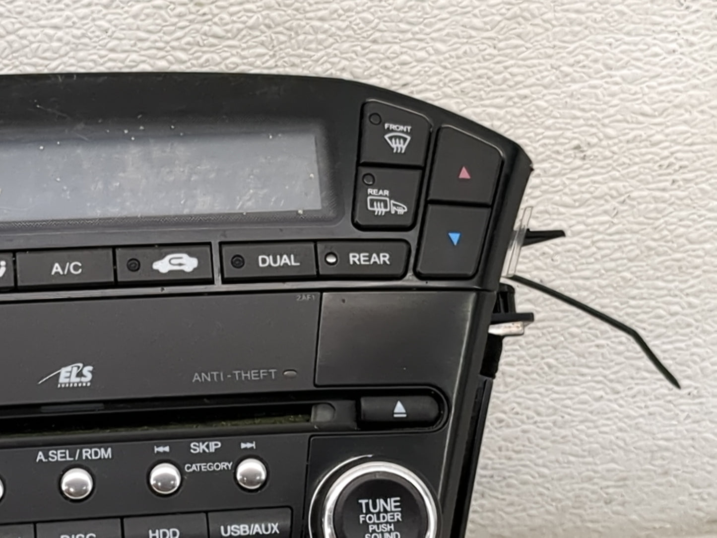 2010 Mdx Radio AM FM Cd Player Receiver Replacement Fits Fits 2011 2012 2013 OEM Used Auto Parts - Oemusedautoparts1.com