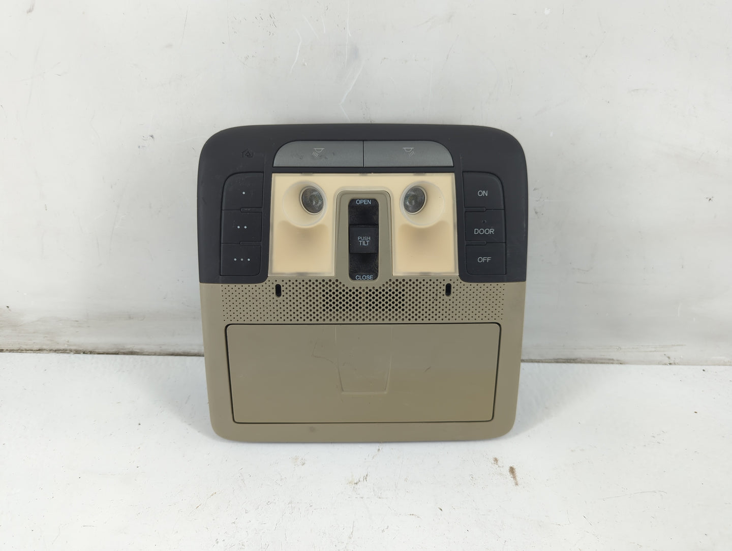 2010 Acura Mdx Overhead Roof Console - Oemusedautoparts1.com
