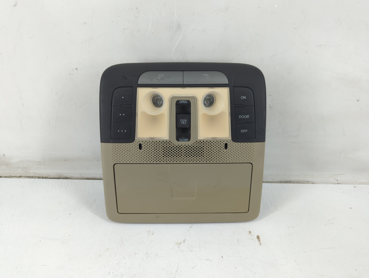 2010 Acura Mdx Overhead Roof Console - Oemusedautoparts1.com