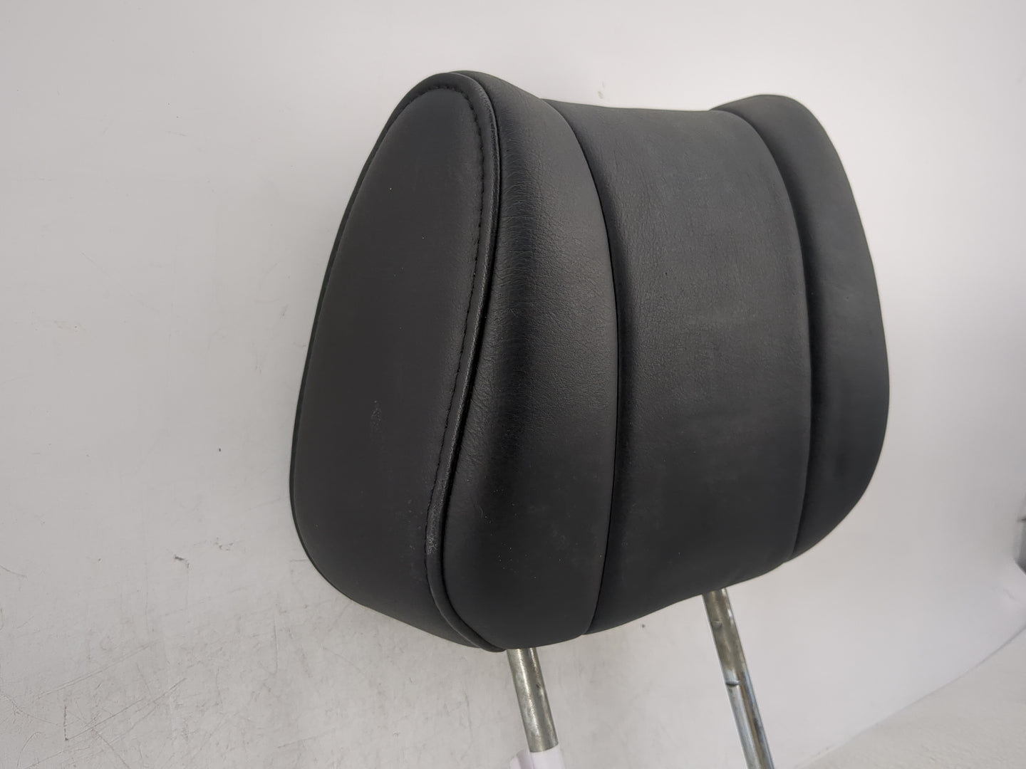 2010-2011 Acura Mdx Headrest Head Rest Rear Center Seat Fits Fits 2010 2011 OEM Used Auto Parts - Oemusedautoparts1.com