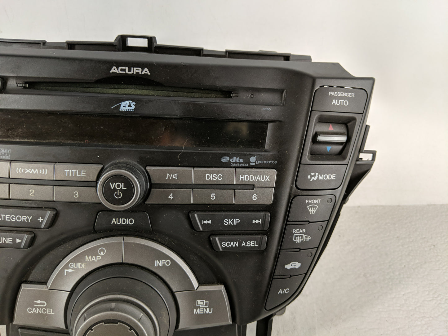 2010-2011 Acura Tl Radio AM FM Cd Player Receiver Replacement P/N:39100-TK4-A200 Fits Fits 2010 2011 OEM Used Auto Parts - O