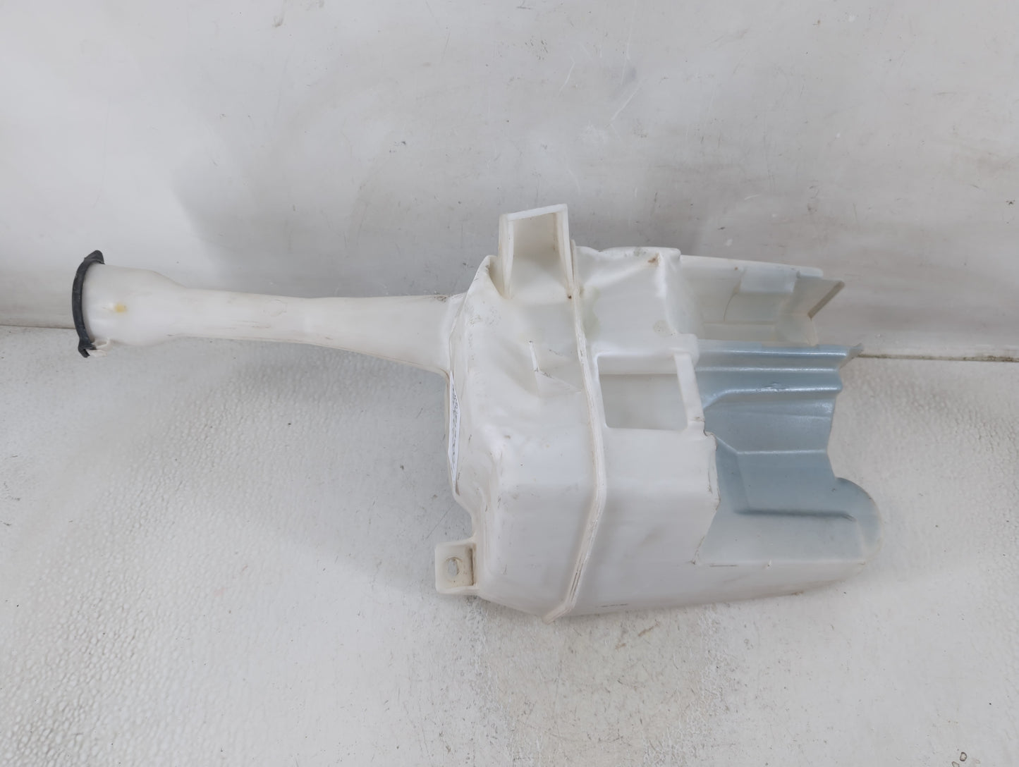 2009-2014 Acura Tl Windshield Washer Fluid Reservoir Bottle Oem - Oemusedautoparts1.com