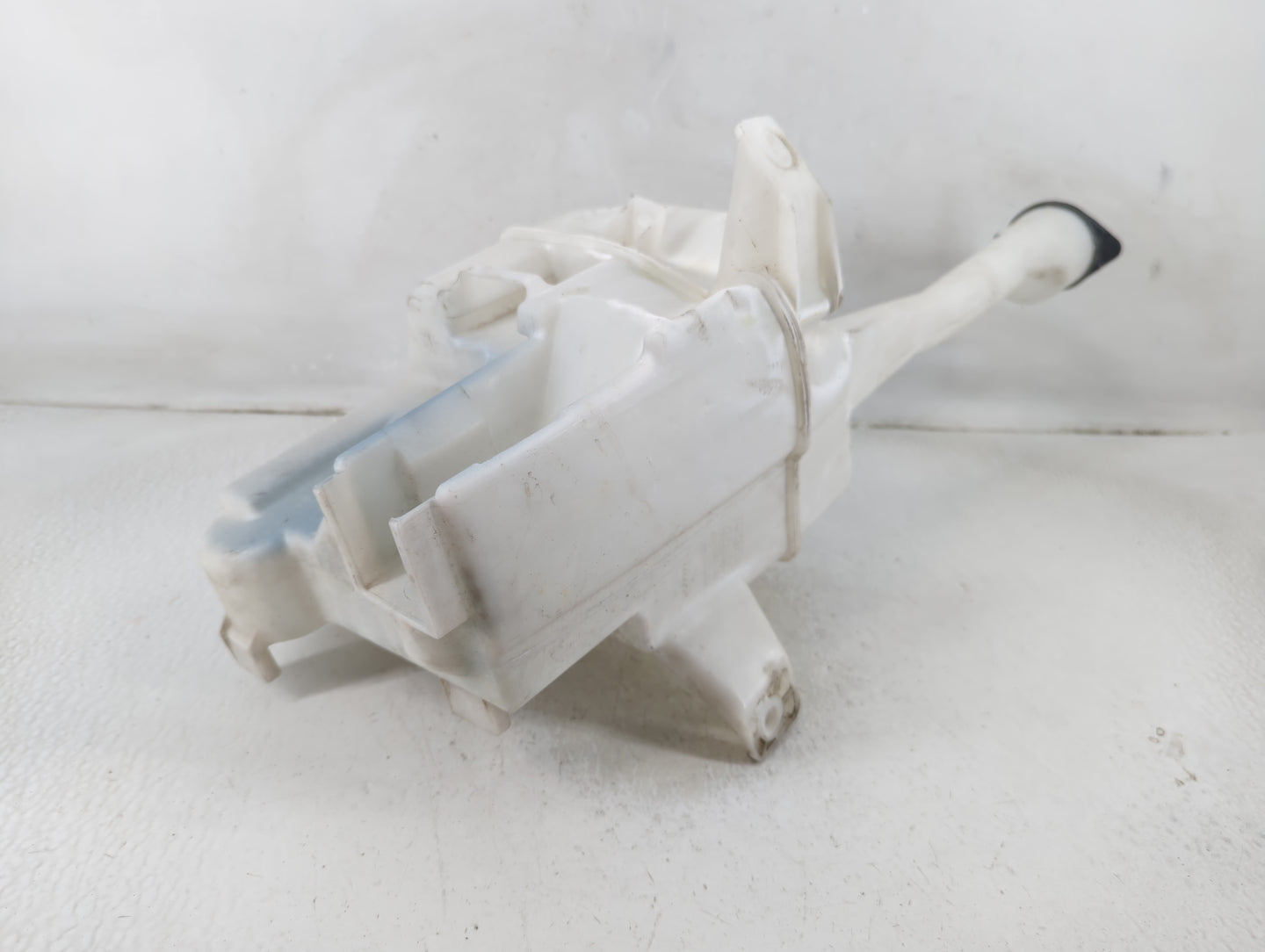 2009-2014 Acura Tl Windshield Washer Fluid Reservoir Bottle Oem - Oemusedautoparts1.com