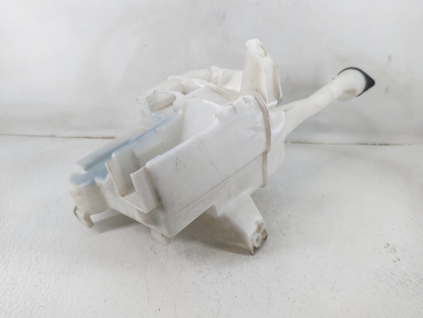 2009-2014 Acura Tl Windshield Washer Fluid Reservoir Bottle Oem - Oemusedautoparts1.com