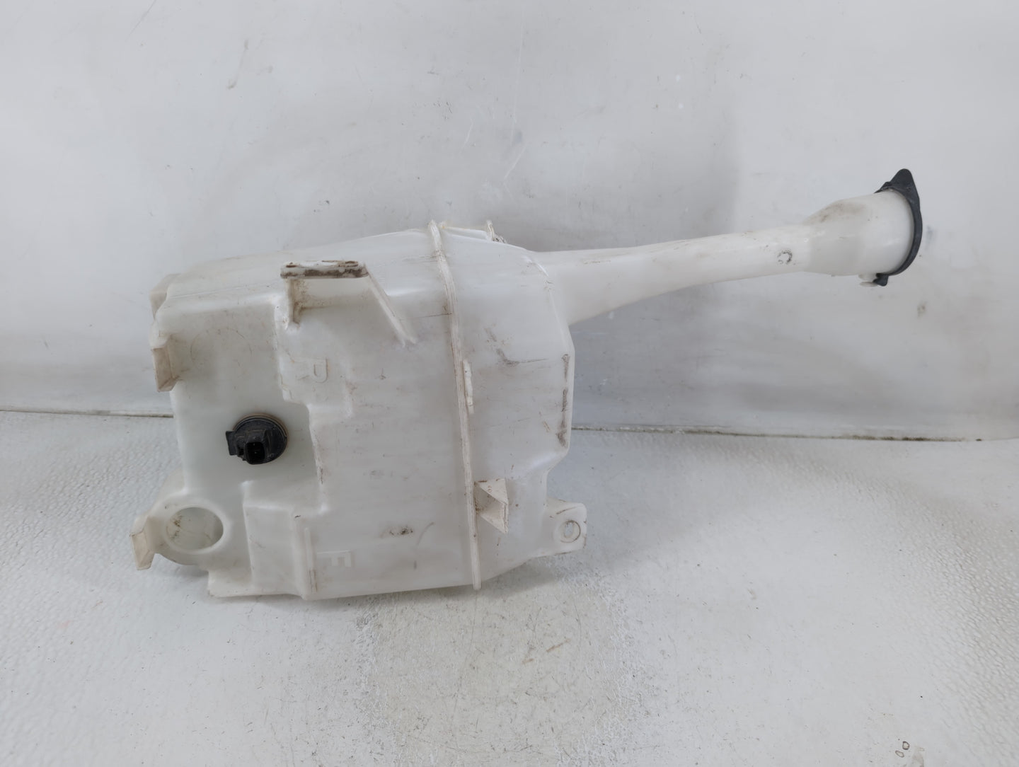 2009-2014 Acura Tl Windshield Washer Fluid Reservoir Bottle Oem - Oemusedautoparts1.com