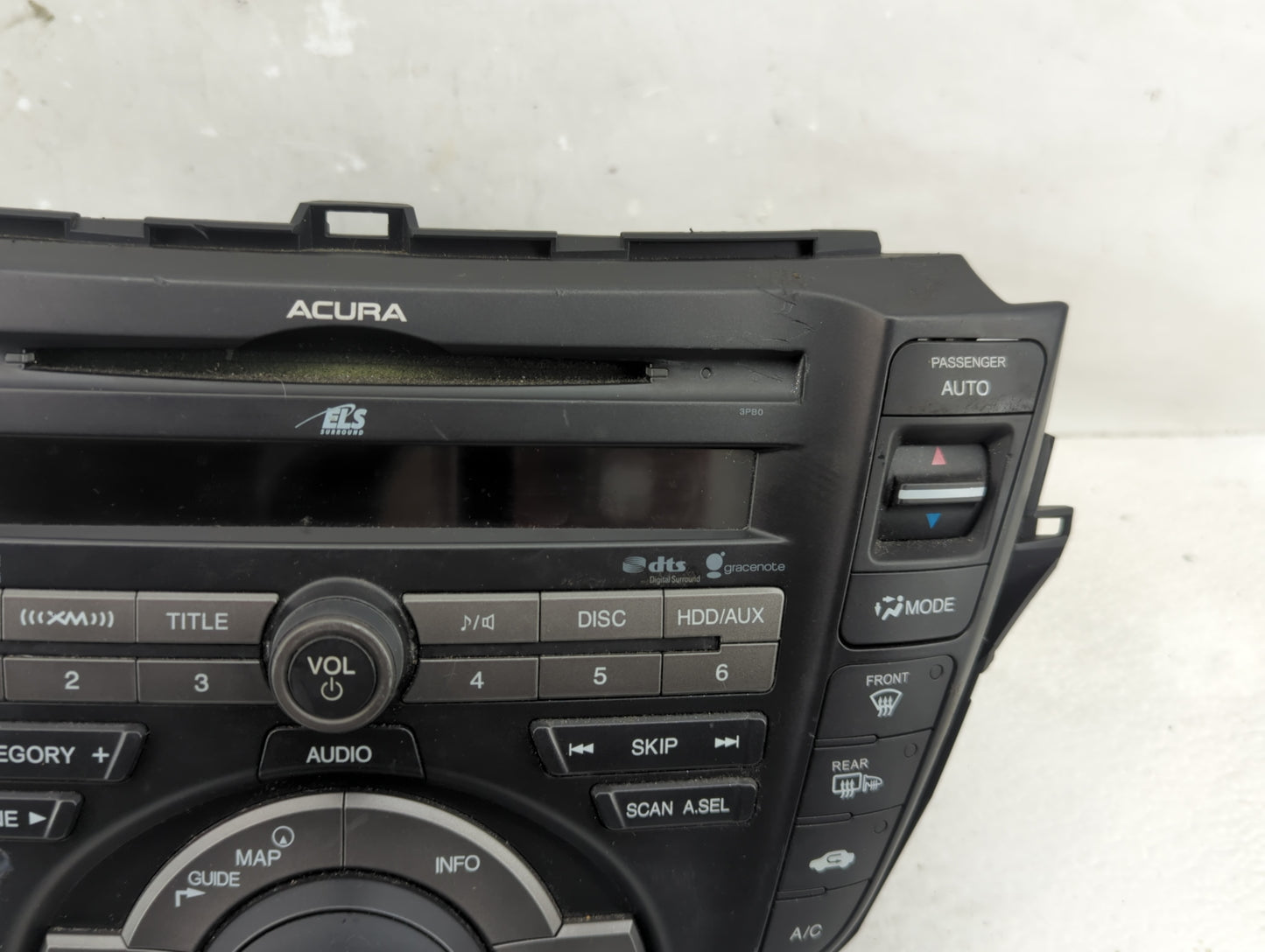 2010-2011 Acura Tl Radio AM FM Cd Player Receiver Replacement P/N:39100-TK4-A200 Fits Fits 2010 2011 OEM Used Auto Parts - O