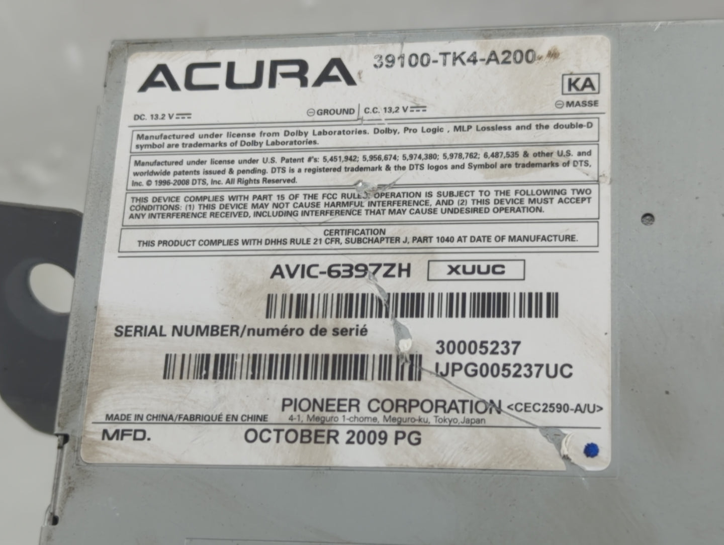 2010-2011 Acura Tl Radio AM FM Cd Player Receiver Replacement P/N:39100-TK4-A200 Fits Fits 2010 2011 OEM Used Auto Parts - O